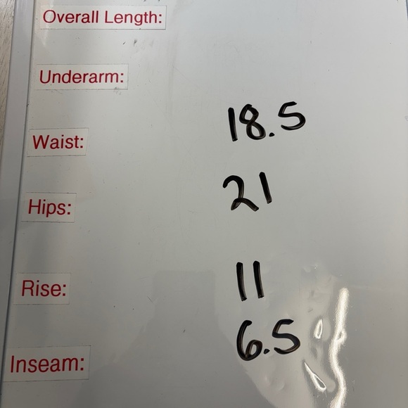 Eddie Bauer First Ascent Cargo Shorts Tan Women's 16 Nylon Stretch - Picture 7 of 7